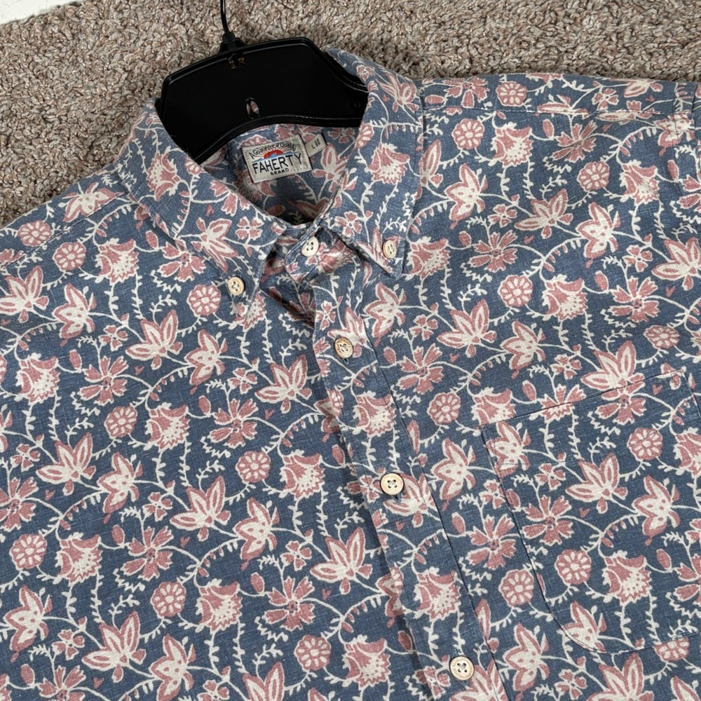 Faherty Brand Mens Large Blue Pink Floral Hemp Tencel Short Sleeve Button Shirt